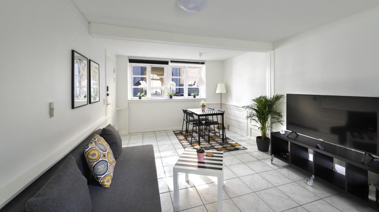 Aday - Apartment Suite 1 Aalborg Center 外观 照片